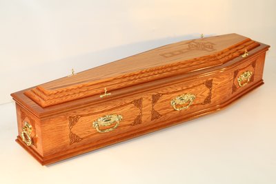 Timeless 3 Panel Coffin